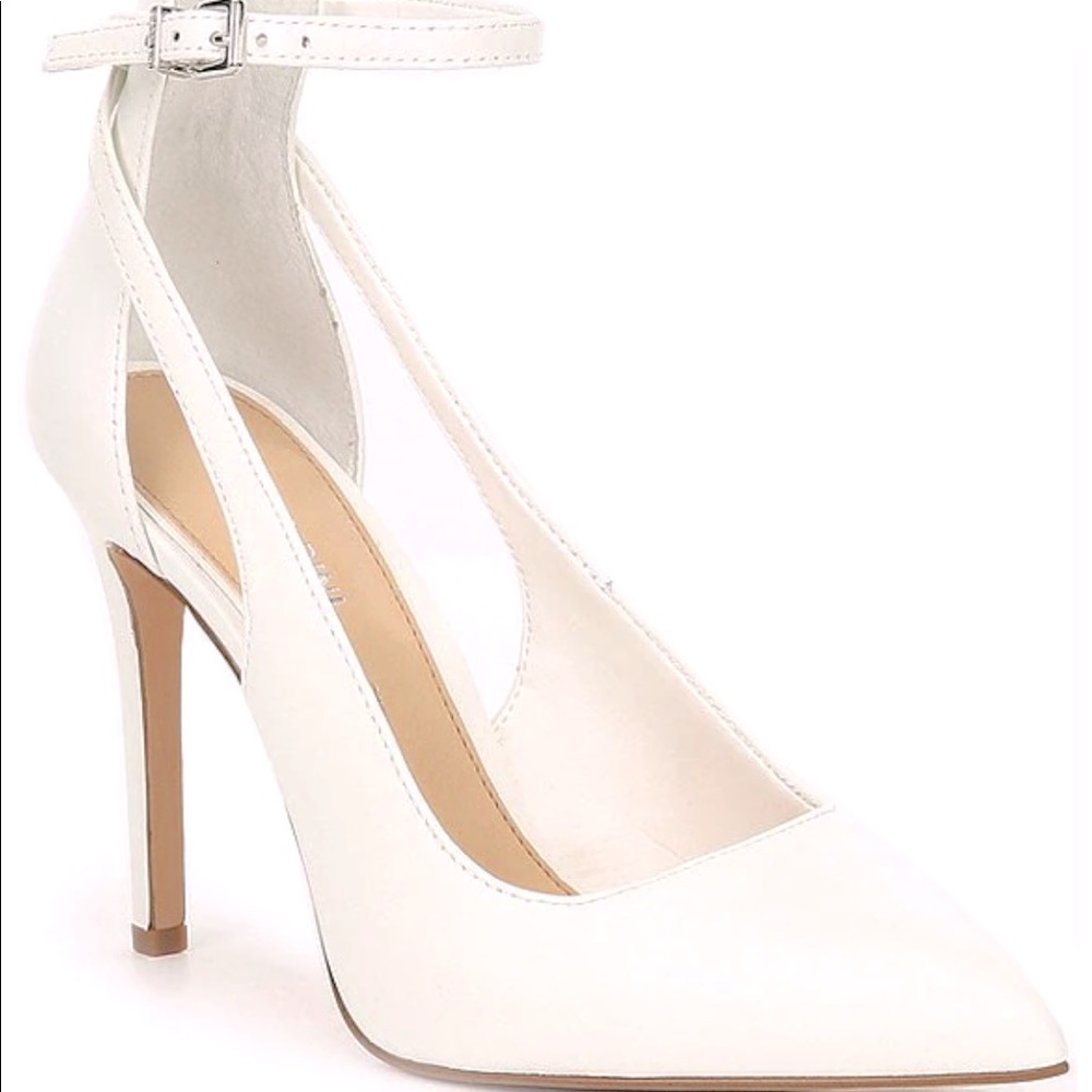 Gianni Bini White Pumps
